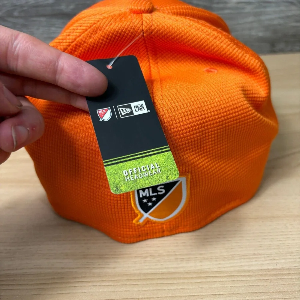 Houston Dynamo Hat Cap Fitted Size L-XL Orange Soccer MLS‎ New Era NWT